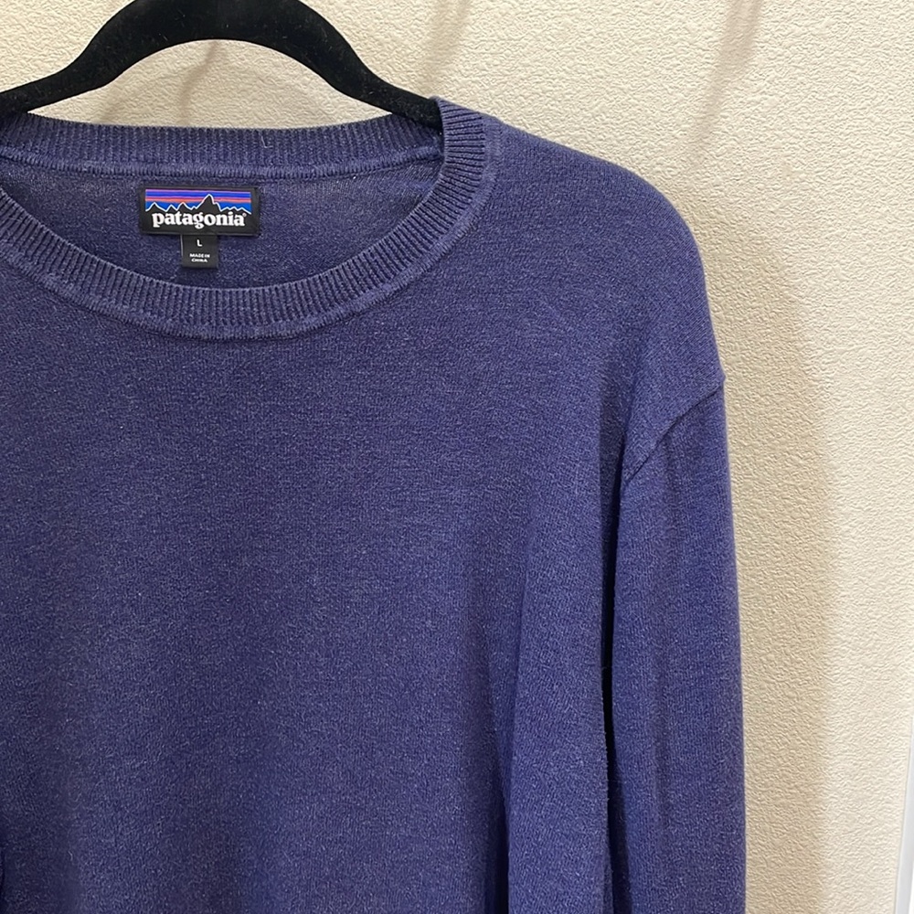 Men’s Patagonia Blue Crewneck Sweater
